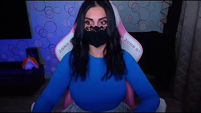   Yasmina   online show from 10-08-25, 04:36