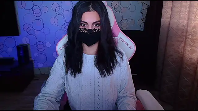   Yasmina   online show from 10-19-25, 04:37