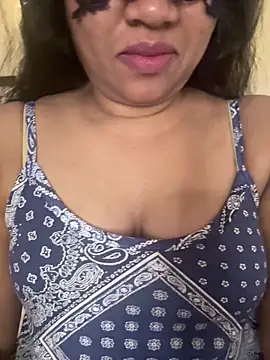 Snapshot of Shasha_X chatting on 03-03-25, 06:24 Shasha X online show from 03-03-25, 06:24
