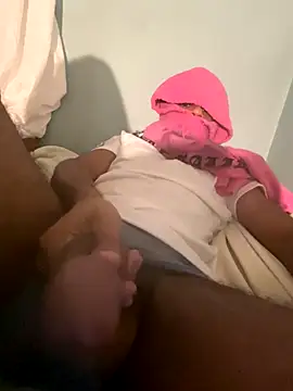 Snapshot of Nosleeptapoutvol1xxx chatting on 10-28-25, 06:18 Nosleeptapoutvol1xxx online show from 10-28-25, 06:18