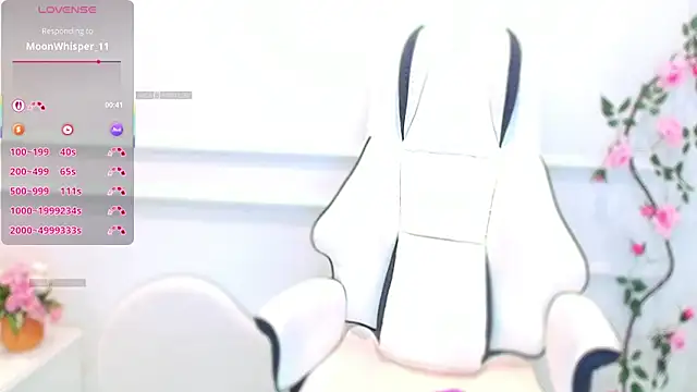 Snapshot of PimChanOK chatting on 07-06-26, 11:17 PimChanOK online show from 07-06-26, 11:17