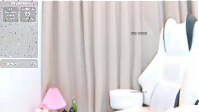 Snapshot of PimChanOK chatting on 04-26-26, 02:47 PimChanOK online show from 04-26-26, 02:47