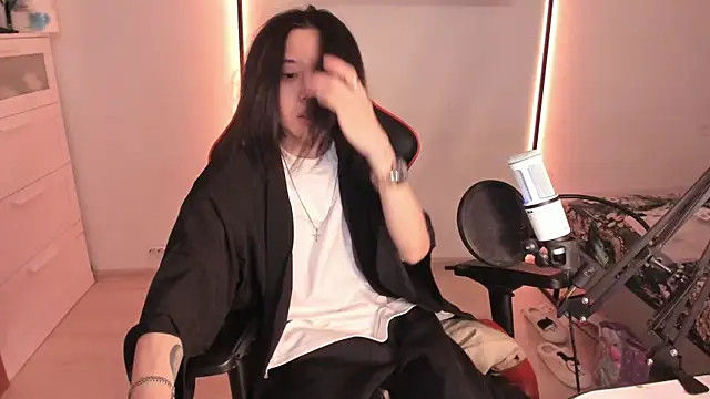 wexlee7 online show from 01-08-26, 12:27