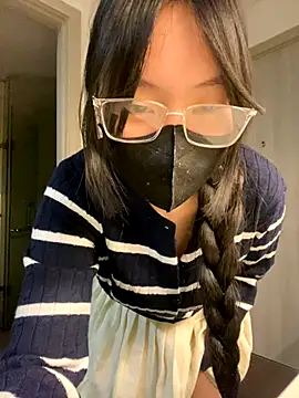 MEOW MEO online show from 11-21-25, 04:39