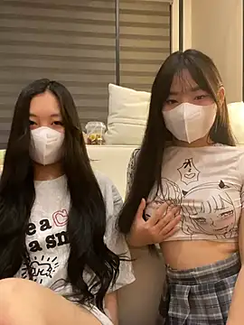 Snapshot of MEOW_MEO chatting on 03-22-25, 04:15 MEOW MEO online show from 03-22-25, 04:15