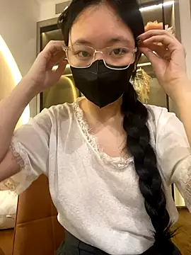 Snapshot of MEOW_MEO chatting on 11-06-25, 04:22 MEOW MEO online show from 11-06-25, 04:22