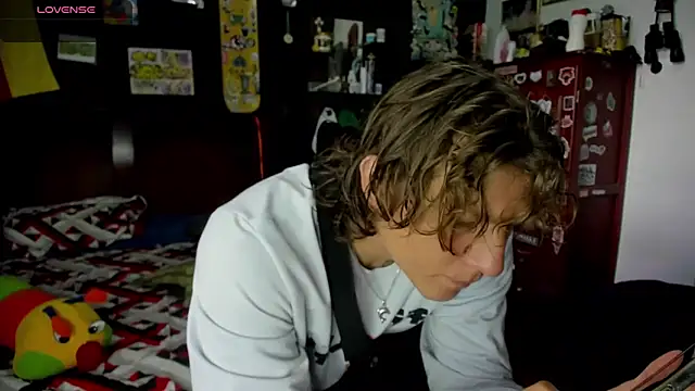 Tom Krakow online show from 11-12-25, 04:22