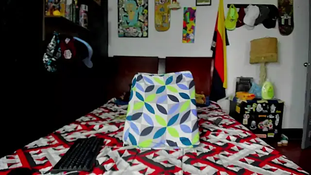 Tom Krakow online show from 03-09-26, 04:10