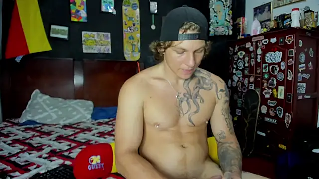 Tom Krakow online show from 11-16-25, 06:56