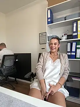 Hii Lolla online show from 03-24-26, 08:03