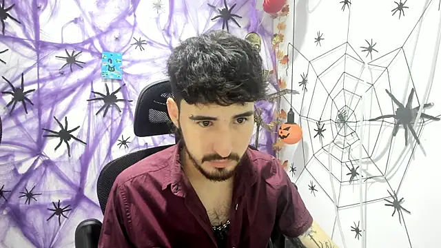 Snapshot of DmitriSanders chatting on 11-08-25, 08:12 DmitriSanders online show from 11-08-25, 08:12