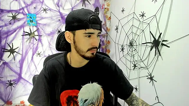 DmitriSanders online show from 11-17-25, 04:00