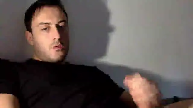 Snapshot of mainnrd chatting on 02-17-25, 01:33 mainnrd online show from 02-17-25, 01:33