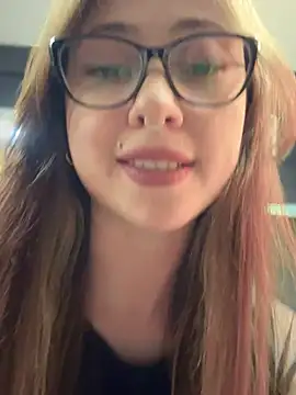 Sofii gold online show from 01-28-25, 03:04