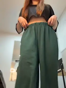 Sofii gold online show from 12-21-25, 02:24