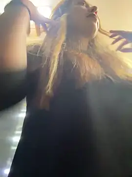 Sofii gold online show from 03-18-25, 02:08