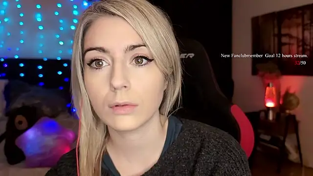 Lisaonthemoon online show from 03-16-26, 05:48