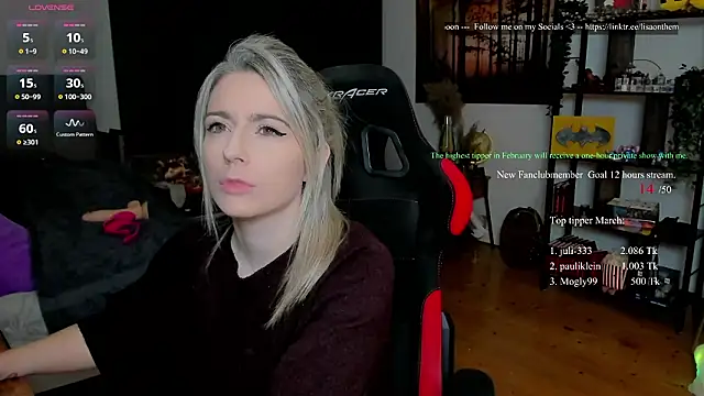 Lisaonthemoon online show from 03-06-26, 05:19