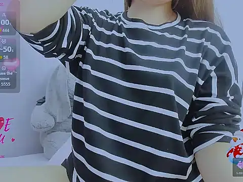 Linh diudang online show from 12-18-25, 02:27