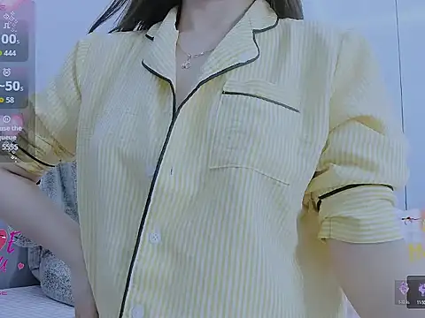 Linh diudang online show from 11-29-25, 03:17