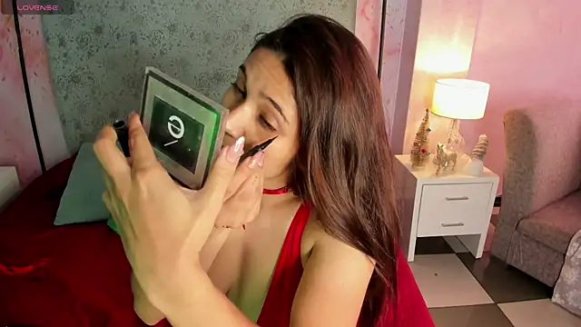 bellaa becca online show from 12-15-25, 05:08