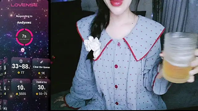 Snapshot of _Viviann_ chatting on 12-02-24, 06:49 Viviann online show from 12-02-24, 06:49