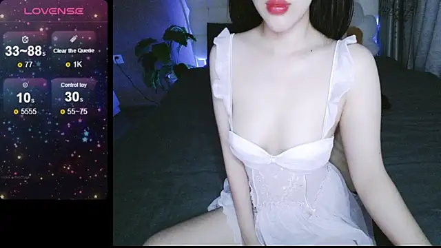 Snapshot of _Viviann_ chatting on 12-01-24, 04:34 Viviann online show from 12-01-24, 04:34