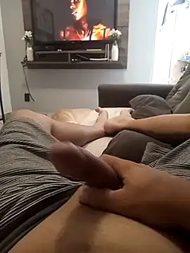 Snapshot of dredre1069 chatting on 02-05-25, 12:27 dredre1069 online show from 02-05-25, 12:27