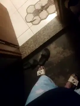 Snapshot of dredre1069 chatting on 02-25-26, 03:29 dredre1069 online show from 02-25-26, 03:29