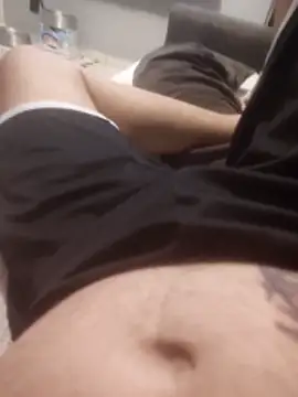 Snapshot of dredre1069 chatting on 03-16-26, 01:46 dredre1069 online show from 03-16-26, 01:46