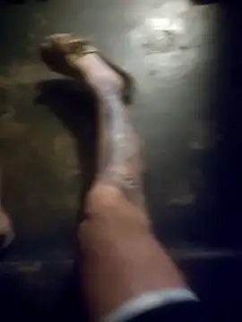 Snapshot of dredre1069 chatting on 12-15-25, 02:17 dredre1069 online show from 12-15-25, 02:17