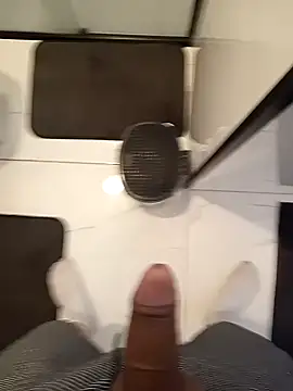 Snapshot of dredre1069 chatting on 01-14-25, 02:00 dredre1069 online show from 01-14-25, 02:00