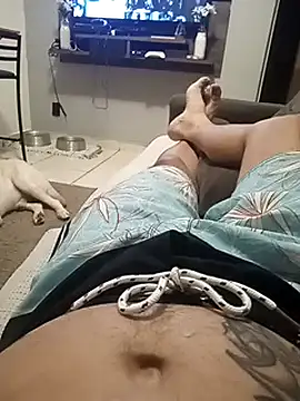 Snapshot of dredre1069 chatting on 01-21-25, 04:21 dredre1069 online show from 01-21-25, 04:21