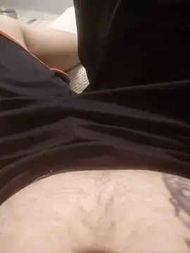 Snapshot of dredre1069 chatting on 01-12-26, 01:23 dredre1069 online show from 01-12-26, 01:23