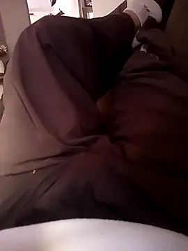 Snapshot of dredre1069 chatting on 10-20-25, 08:42 dredre1069 online show from 10-20-25, 08:42