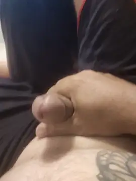 Snapshot of dredre1069 chatting on 03-10-26, 02:04 dredre1069 online show from 03-10-26, 02:04