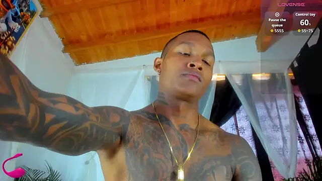 esteveen ortegas  online show from 10-15-25, 05:43