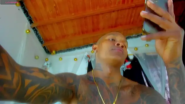 esteveen ortegas  online show from 03-11-26, 09:42