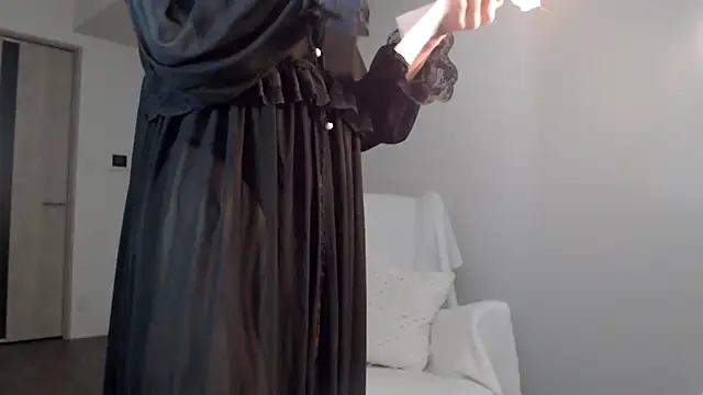 Lily 0000 online show from 01-16-25, 05:12