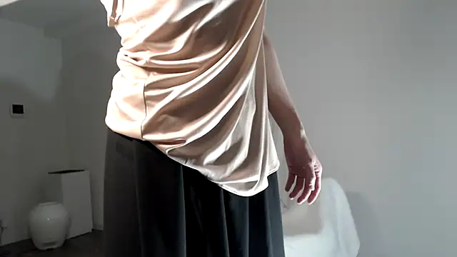 Lily 0000 online show from 02-25-25, 07:27