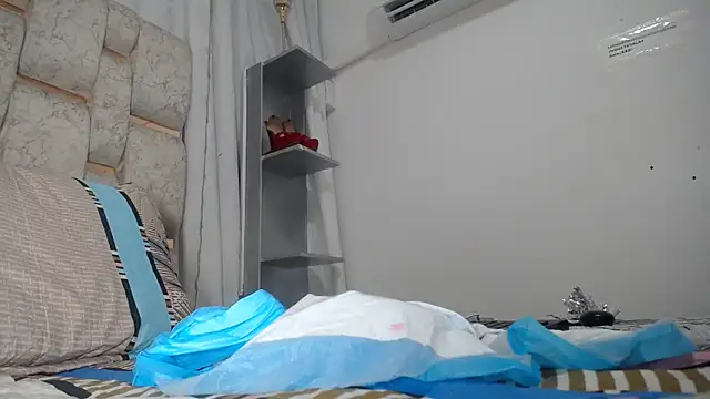 KEYRA-MILLER- online show from 02-20-26, 06:26