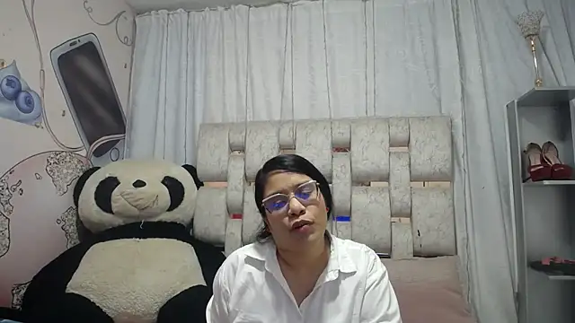 KEYRA-MILLER- online show from 02-10-26, 02:54