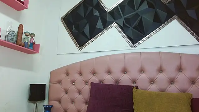 andrea safeira doll online show from 02-26-26, 08:31