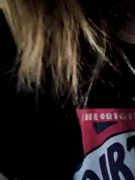 Snapshot of TexaSMESS_37 chatting on 10-22-25, 07:24 TexaSMESS 37 online show from 10-22-25, 07:24