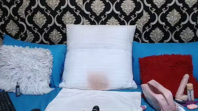 Bootycurvy2 online show from 05-06-26, 02:43
