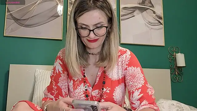 hotjessyca online show from 05-21-26, 06:49