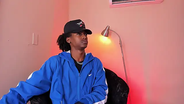 BRYXXXON1 online show from 02-25-25, 01:53