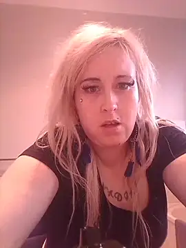 Snapshot of mollymay69 chatting on 02-22-26, 04:59 mollymay69 online show from 02-22-26, 04:59