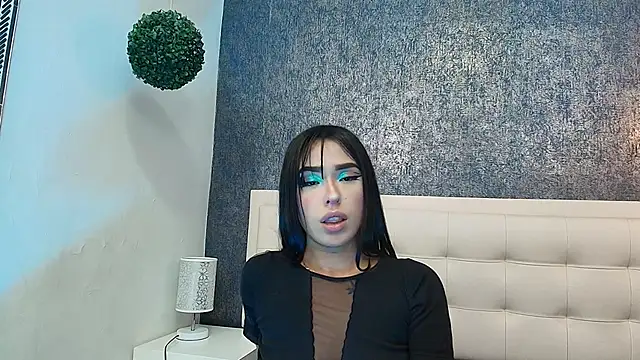 Snapshot of Cloeandtyfanny chatting on 02-27-26, 12:44 Cloeandtyfanny online show from 02-27-26, 12:44