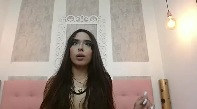 Cloeandtyfanny online show from 03-03-25, 09:34